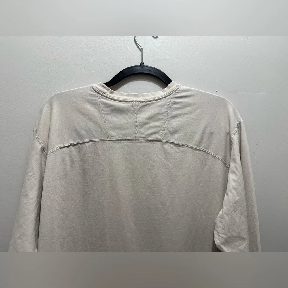 North Face Lifestyle Long sleeve tshirt size XL in cream